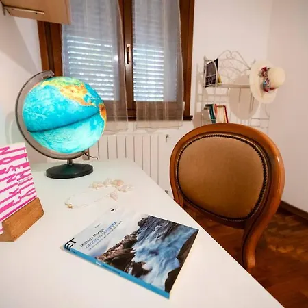 Апартаменты La Via Per Tharros